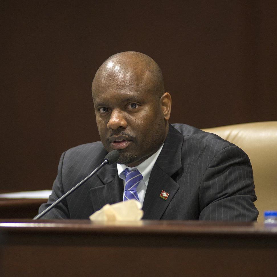 Democratic Arkansas state senator announces bid for governor